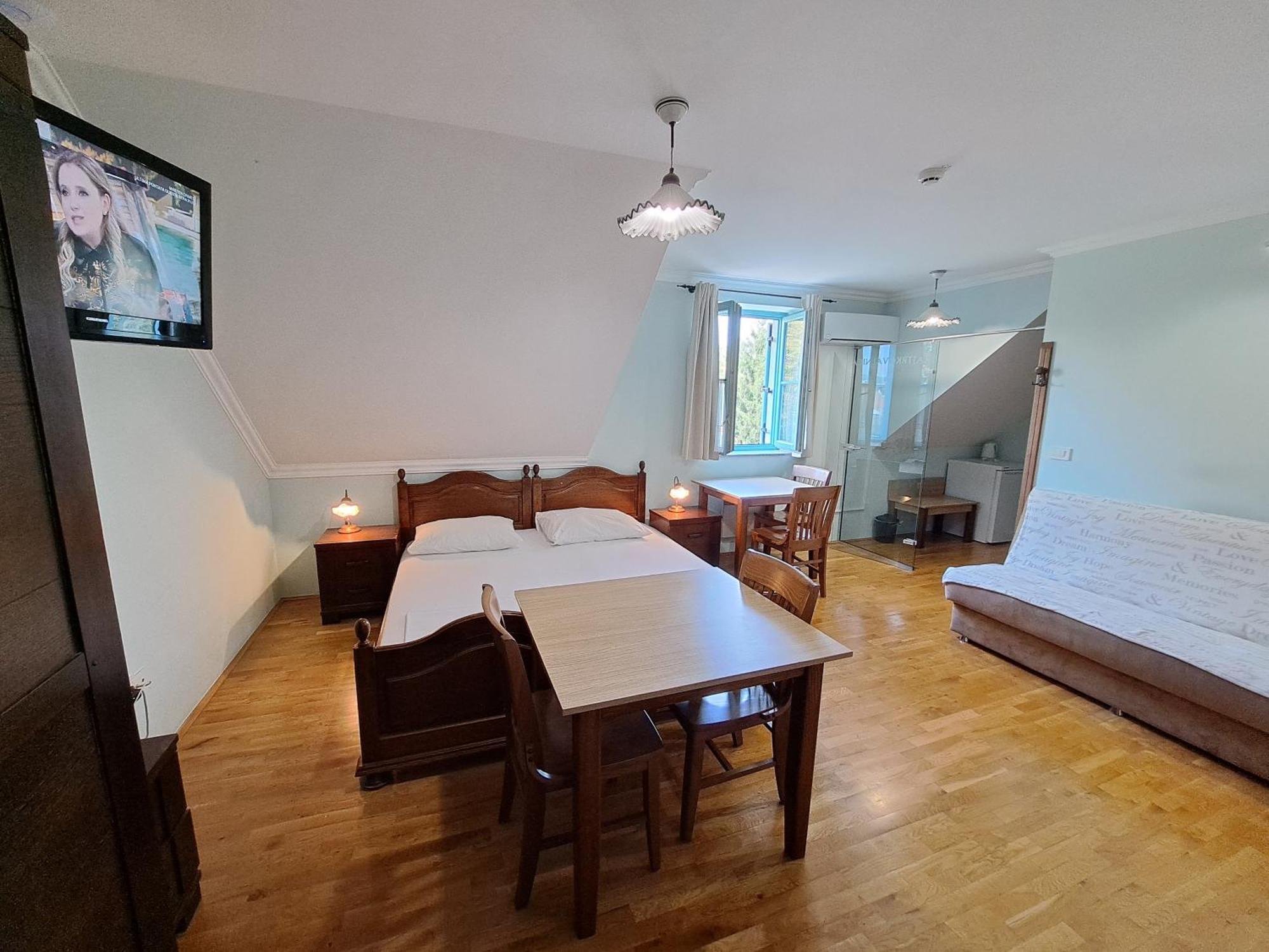 Parma Guesthouse & Apartments Maribor Exteriör bild