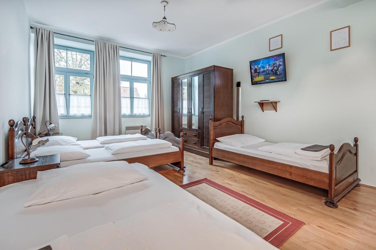 Parma Guesthouse & Apartments Maribor Exteriör bild